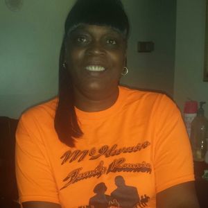 Meet your Posher, Sharon